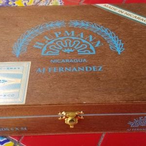 H.Upmann  Beautiful cigar box Empty.